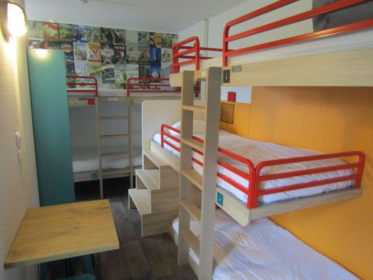 Hotel F1 Lyon Genay Massieux Bagian luar foto